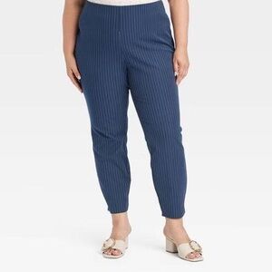 A New Day High Rise Skinny Ankle Stretch Navy Stipe Pants‎ size 10 R